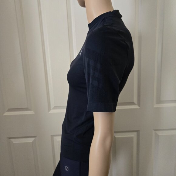 Adidas Tech Fit Clima365 Short Sleeve Shirt SZ S - Picture 4 of 9